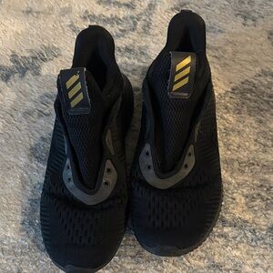 Men’s Adidas size 7.5